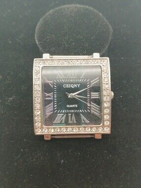 CEIQNY Quartz Wristwatch